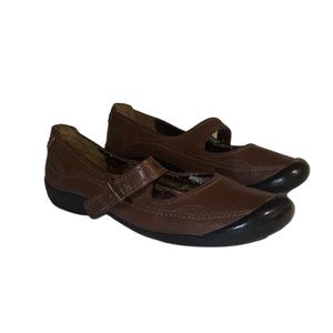 azaleia women’s 9.5M Maryjane style sandals